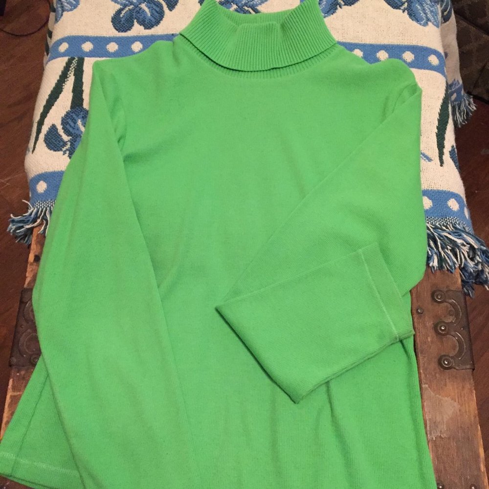 Lime Green Turtleneck Long sleeve Knit Pullover